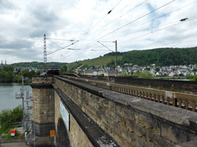 Brücke gesperrt